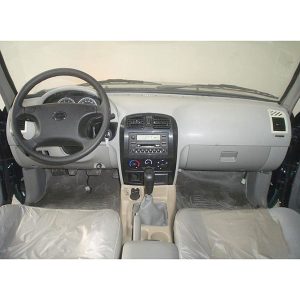 Dasbor mobil yang dibuat dengan proses injeksi